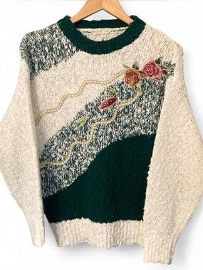80s Cream & Dark Green Floral Appliqué Knit Sweater